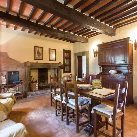 Rustic Comfort With Modern Touch, Cleaning Included *